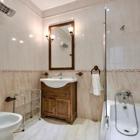 Apartamento St Julians Seafront 4-bedroom Sliema