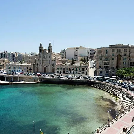 St Julians Seafront 4-bedroom Apartment